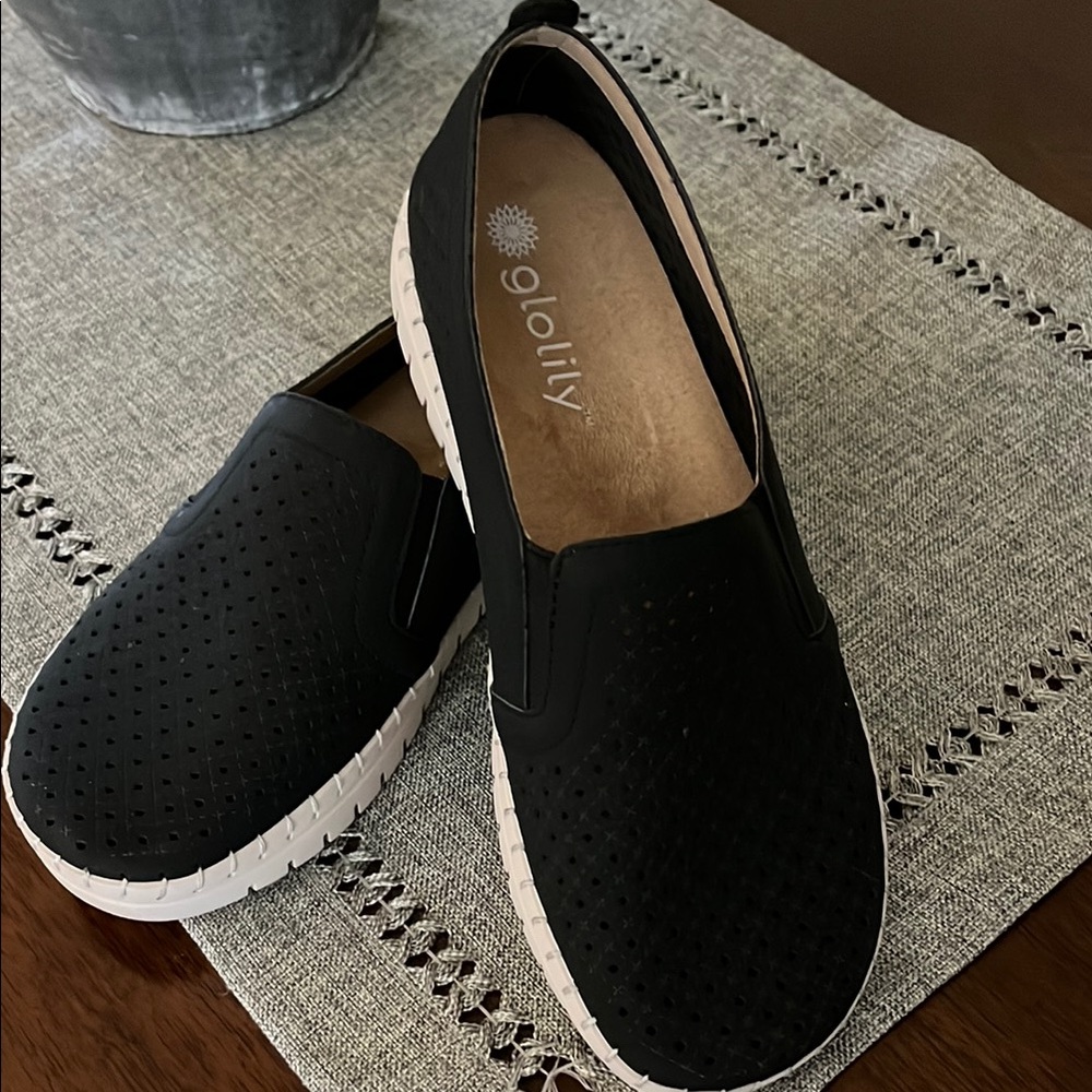 Glolily Shoes